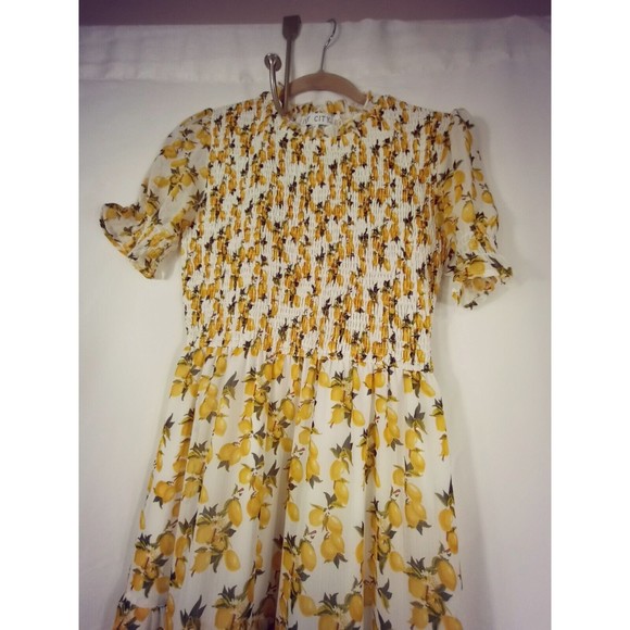 Ivy City Co Hollie Dress Lemon Floral Smocked Maxi Length S .Small - Picture 2 of 12